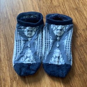 Pure barre sticky socks geo pattern